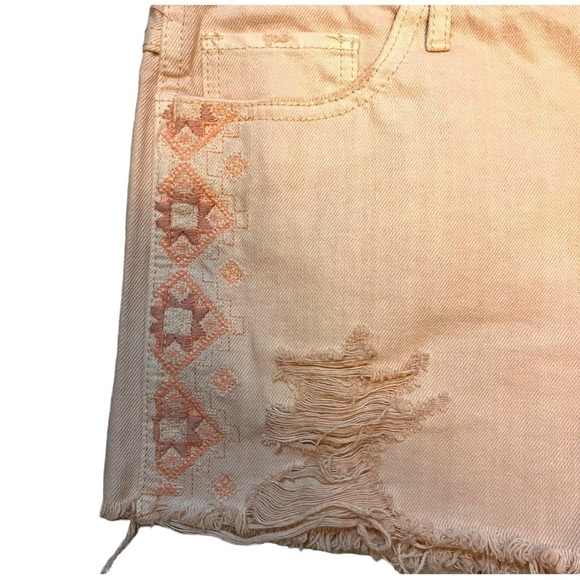 Hollister Embroidered Highrise Peach Denim Jean Short-Short - Picture 3 of 8